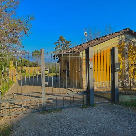 Casolare Del Maestrale - M&M Holiday House Perugia Exterior foto